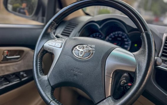 2014 Toyota Fortuner  2.4 G Diesel 4x2 AT in Manila, Metro Manila-12