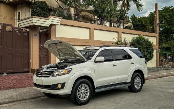 2014 Toyota Fortuner  2.4 G Diesel 4x2 AT in Manila, Metro Manila-10