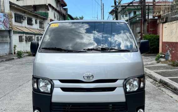 2023 Toyota Hiace  Commuter 3.0 M/T in Quezon City, Metro Manila-4