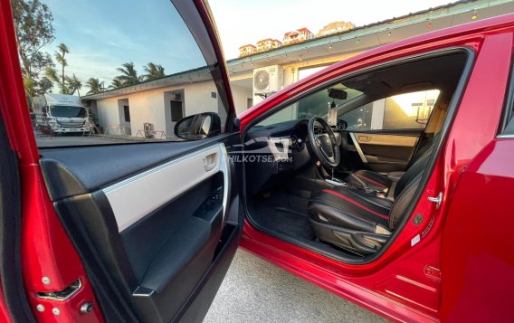 2016 Toyota Corolla Altis G 1.6 AT in Quezon City, Metro Manila-13