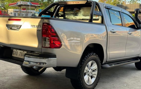 2020 Toyota Hilux in Angeles, Pampanga-24