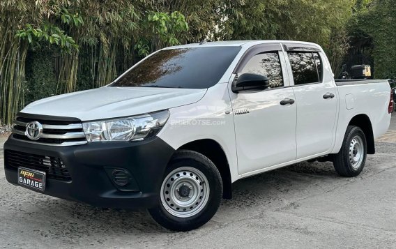 2020 Toyota Hilux in Manila, Metro Manila-24