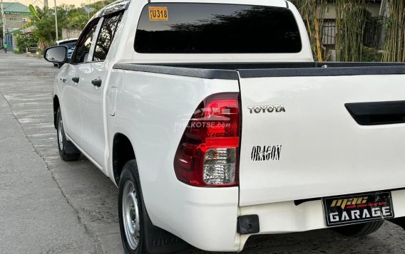 2020 Toyota Hilux in Manila, Metro Manila-17