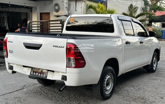 2020 Toyota Hilux in Manila, Metro Manila-14