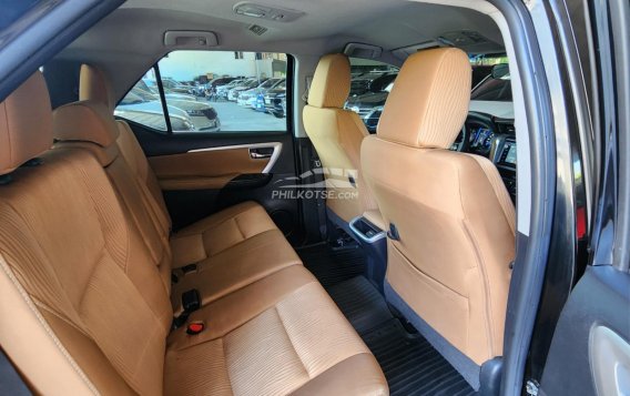 2016 Toyota Fortuner  2.4 G Diesel 4x2 AT in Pasig, Metro Manila-2