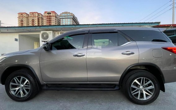 2018 Toyota Fortuner  2.4 V Diesel 4x2 AT in Quezon City, Metro Manila-17