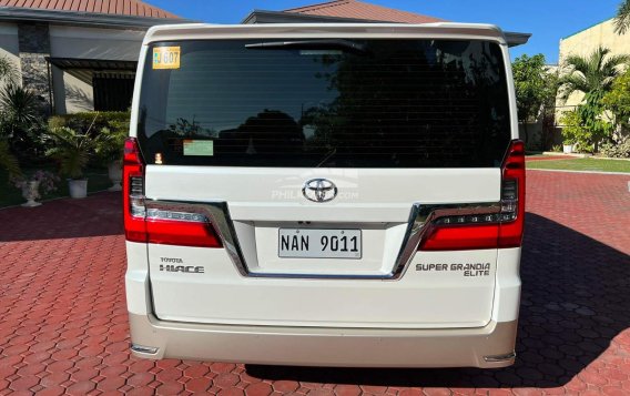 2020 Toyota Hiace Super Grandia Elite 2.8 AT in Manila, Metro Manila-6