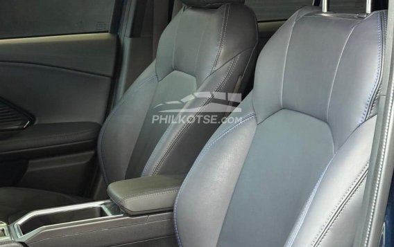 2023 Toyota Yaris Cross V 1.5 CVT in Manila, Metro Manila-7