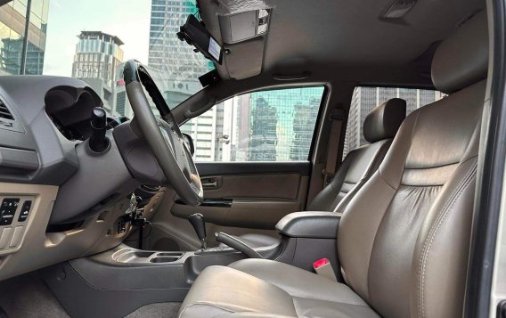 2013 Toyota Fortuner  2.4 G Diesel 4x2 AT in Makati, Metro Manila-15