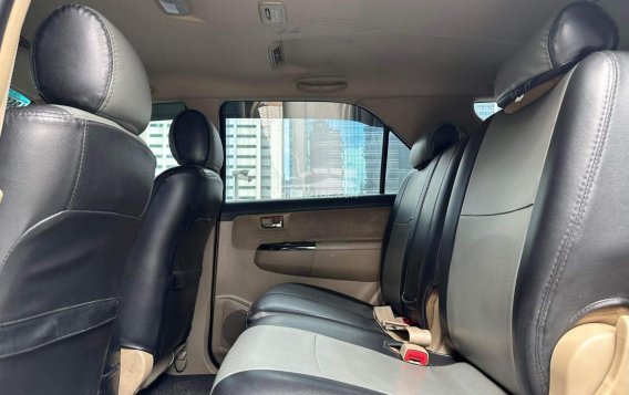 2014 Toyota Fortuner  2.4 G Diesel 4x2 AT in Makati, Metro Manila-10