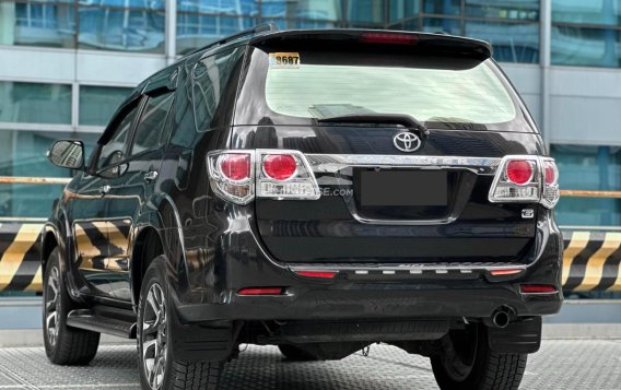 2014 Toyota Fortuner in Makati, Metro Manila-10