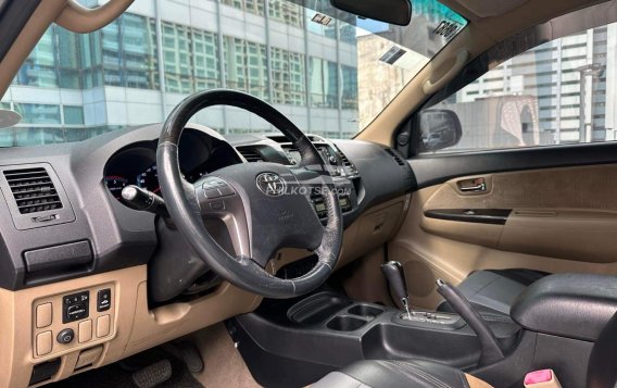 2014 Toyota Fortuner  2.4 G Diesel 4x2 AT in Makati, Metro Manila-13