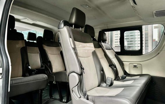 2020 Toyota Hiace Super Grandia (Leather) 2.8 AT in Makati, Metro Manila-4