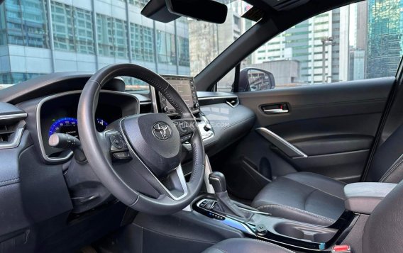 2021 Toyota Corolla Cross 1.8 V HV in Makati, Metro Manila-3