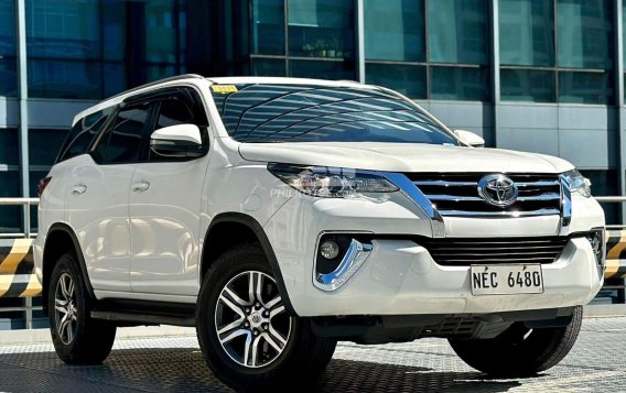 2018 Toyota Fortuner  2.4 G Diesel 4x2 AT in Makati, Metro Manila-10