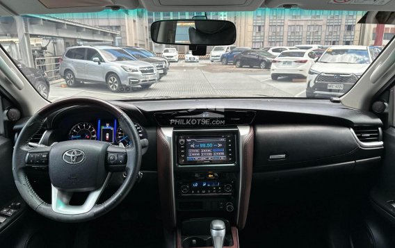 2018 Toyota Fortuner 2.4 G Gasoline 4x2 AT in Makati, Metro Manila-12