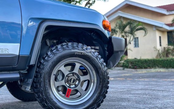 2015 Toyota FJ Cruiser  4.0L V6 in Manila, Metro Manila-4