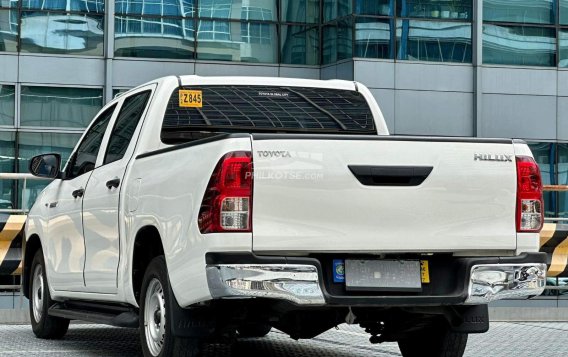 2019 Toyota Hilux  2.4 J DSL 4x2 M/T in Makati, Metro Manila-13