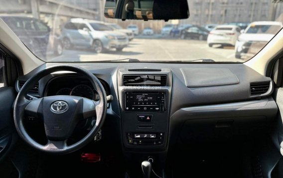 2020 Toyota Avanza  1.5 G A/T in Makati, Metro Manila-11
