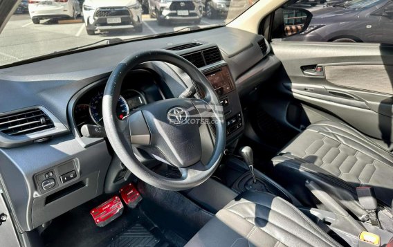 2020 Toyota Avanza  1.5 G AT in Makati, Metro Manila-13