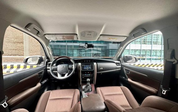 2018 Toyota Fortuner  2.4 G Diesel 4x2 MT in Makati, Metro Manila-10