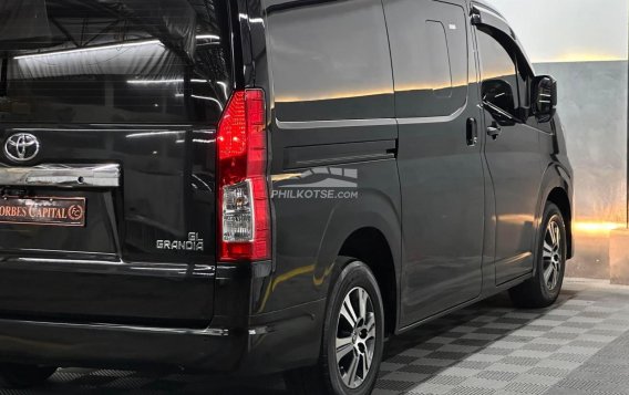 2020 Toyota Hiace  GL Grandia A/T in Manila, Metro Manila-19