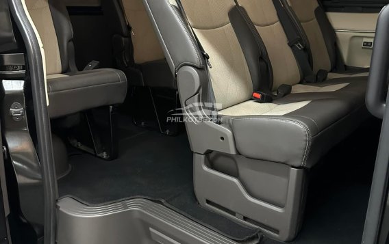 2020 Toyota Hiace  GL Grandia A/T in Manila, Metro Manila-10