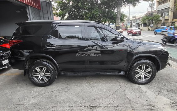 2018 Toyota Fortuner  2.4 G Diesel 4x2 AT in Las Piñas, Metro Manila-8