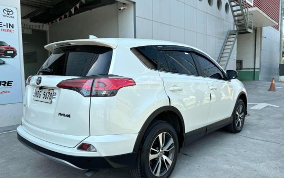 2018 Toyota RAV4  2.5 Active 4X2 AT in Pasay, Metro Manila-5