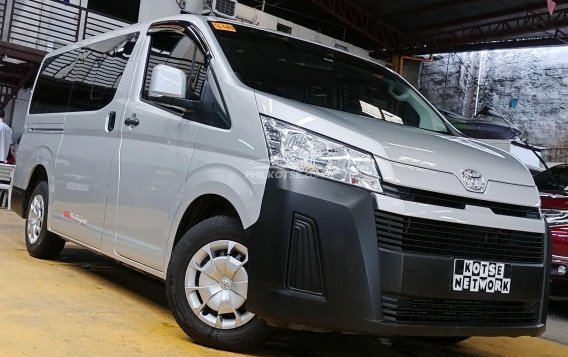 2020 Toyota Hiace  Commuter Deluxe in Quezon City, Metro Manila-15