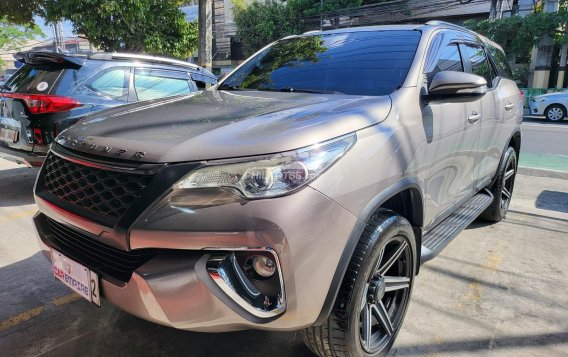 2016 Toyota Fortuner  2.4 G Diesel 4x2 AT in Las Piñas, Metro Manila-13