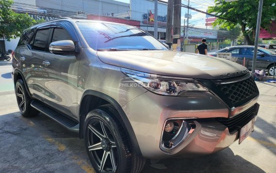 2016 Toyota Fortuner  2.4 G Diesel 4x2 AT in Las Piñas, Metro Manila-7