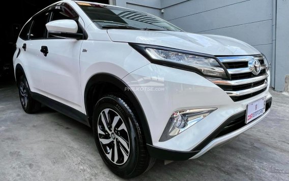 2022 Toyota Rush  1.5 E MT in Las Piñas, Metro Manila-14