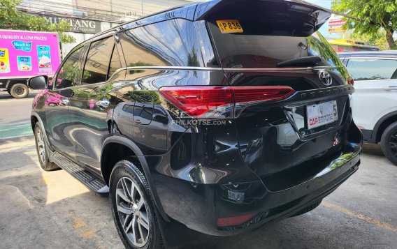 2019 Toyota Fortuner  2.4 V Diesel 4x2 AT in Las Piñas, Metro Manila-11