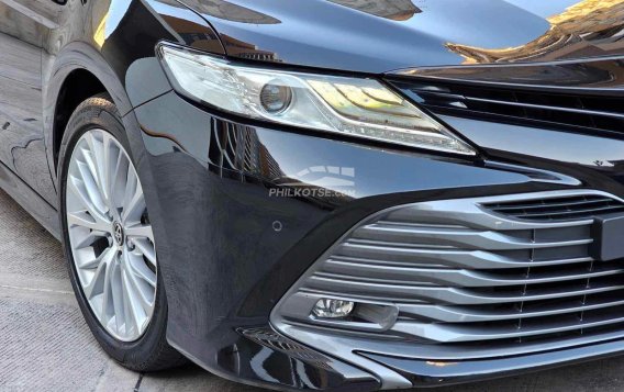 2020 Toyota Camry  2.5 V in Manila, Metro Manila-5