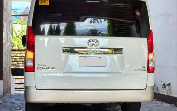 2020 Toyota Hiace Super Grandia in Quezon City, Metro Manila-16