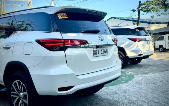 2018 Toyota Fortuner  2.4 V Diesel 4x2 AT in Manila, Metro Manila-11