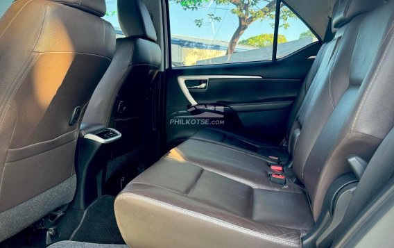 2018 Toyota Fortuner  2.4 V Diesel 4x2 AT in Manila, Metro Manila-5