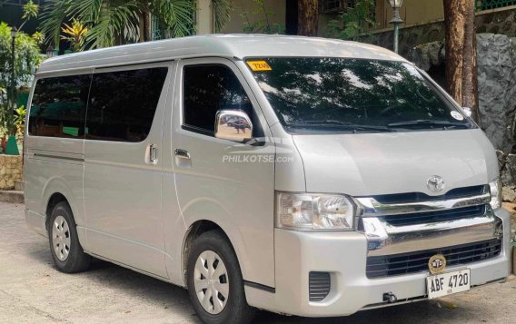 2015 Toyota Hiace  GL Grandia A/T in Manila, Metro Manila-4