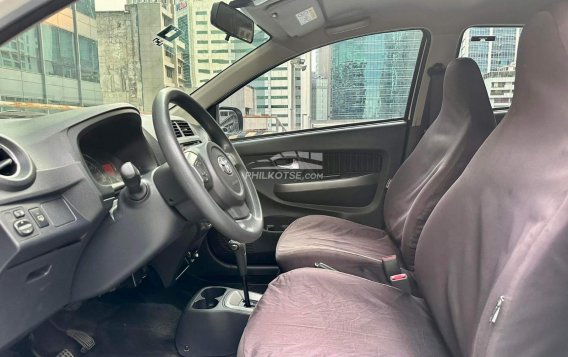 2019 Toyota Wigo  1.0 G AT in Makati, Metro Manila-11