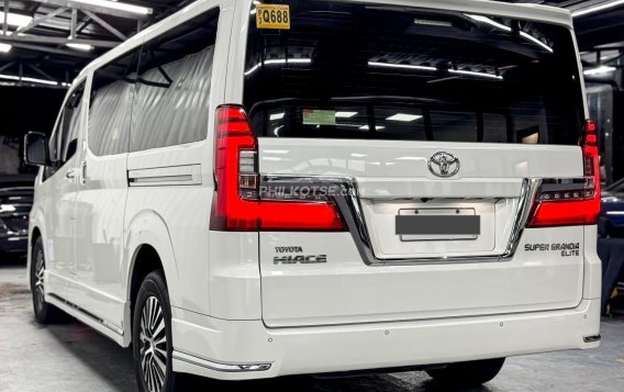 2019 Toyota Hiace Super Grandia Elite 2.8 AT in Manila, Metro Manila-2