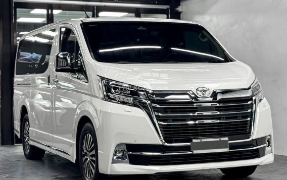 2019 Toyota Hiace Super Grandia Elite 2.8 AT in Manila, Metro Manila