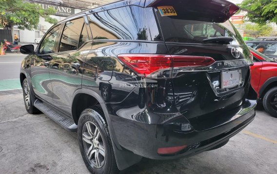 2016 Toyota Fortuner  2.7 G Gas A/T in Las Piñas, Metro Manila-3