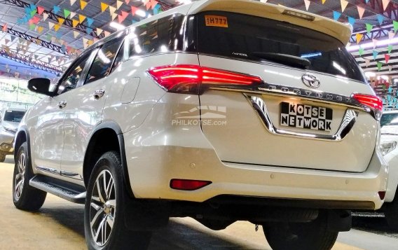 2018 Toyota Fortuner  2.4 V Diesel 4x2 AT in Quezon City, Metro Manila-4