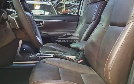 2018 Toyota Fortuner  2.4 V Diesel 4x2 AT in Quezon City, Metro Manila-15