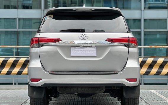 2017 Toyota Fortuner  2.4 G Diesel 4x2 AT in Makati, Metro Manila-13