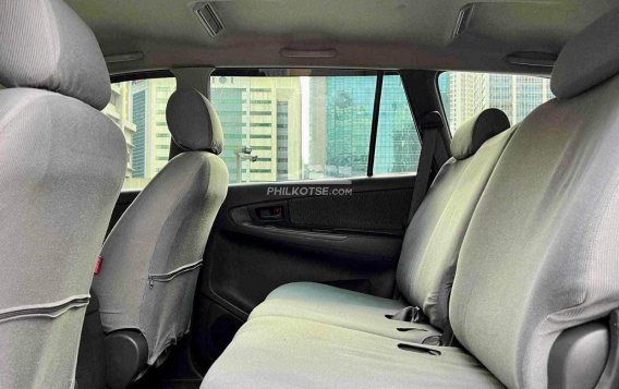 2015 Toyota Innova  2.8 E Diesel MT in Makati, Metro Manila-7