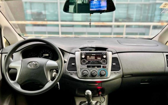 2015 Toyota Innova  2.8 E Diesel MT in Makati, Metro Manila-6