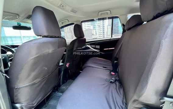 2021 Toyota Innova  2.8 E Diesel AT in Makati, Metro Manila-4