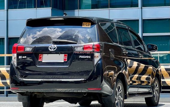 2021 Toyota Innova  2.8 E Diesel AT in Makati, Metro Manila-6